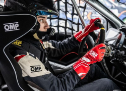 Воронежский гонщик Матвей Чернов победил на своих дебютных ледовых гонках в Казани