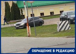 Хамская парковка под окнами церкви возмутила жителей Воронежа
