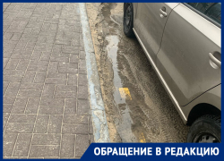 Фиаско коммунальщиков с отбиванием льда ковшом трактора показали в Воронеже 