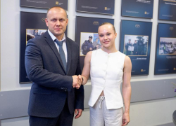 Воронежский министр спорта поддержал Ангелину Мельникову, которой отказали в визе на Чемпионат мира