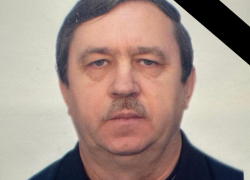 Ушел из жизни бывший игрок воронежского "Факела" Сергей Паринов