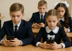 Воронежцам напомнили о мерах безопасности для детей в интернете