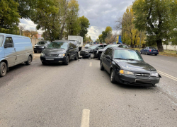 Массовое ДТП с 4 машинами произошло в Воронеже