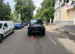 Mercedes сбил 8-летнюю девочку в центре Воронежа