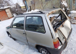 Пострадали три человека: машина уехала в кювет и перевернулась в Воронежской области