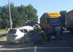 60-летняя женщина погибла в ДТП с грузовиком в Воронежской области