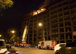 Полыхающая новостройка на 9 января перепугала воронежцев