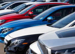 Новые иномарки появились в автопарке мэрии Воронежа 