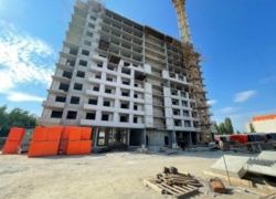 Бетонщик упал в шахту лифта и умер в Воронеже - дело дошло до суда