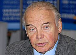 Украинский профессор Александр Пономарев «переименовал» города в Украине и России