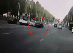 Опубликована видеозапись, частично оправдывающая участкового за наезд на пешеходов в Воронеже