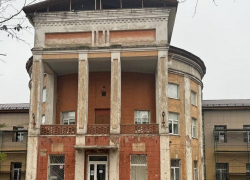 И так сойдет: обновление изношенного здания шокировало воронежцев