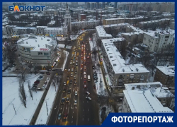 Эстетику пятничных пробок показали с необычного воздушного ракурса в Воронеже