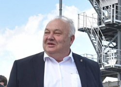 Губернатор поздравил с юбилеем воронежского депутата-дорожника Ярошева