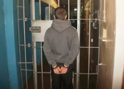 В центре Воронежа лживый школьник поменял сломанный iPhone на работающий