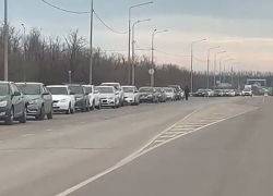 К парковочному коллапсу привело открытие центра Wildberries под Воронежем