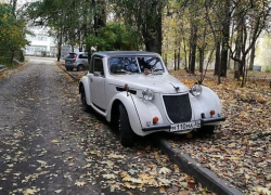 Старый Wanderer Штирлица заметили в неприглядной позе в Воронеже 