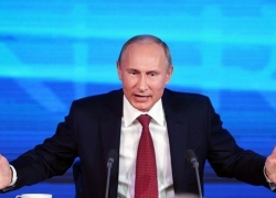 Владимир Путин ответил на вопрос журналиста из Воронежа: "С личной жизнью все в порядке!"