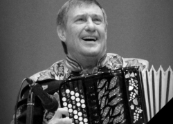 Скончался одаренный воронежский баянист 