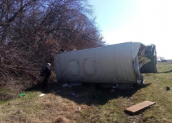  Последствия смертельного столкновения фуры и «пазика» показали на трассе М4 «Дон»