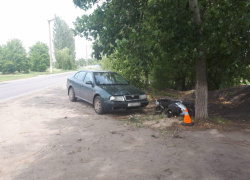 Скутерист и мопедист погибли в День семьи, любви и верности в Воронежской области