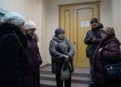 В приемной облправительства Алексею Гордееву посоветовали "не портить себе некролог"