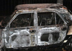 В Левобережном районе Воронежа огонь уничтожил мопед и «Волгу»