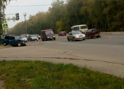 В Воронеже на злосчастном перекрестке столкнулись два автомобиля