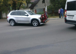 Голодный BMW X5 «насадил» на капот часть Daewoo Matiz в Воронеже 