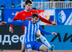 Матч с принципиальным соперником закончился победой воронежского «Факела»