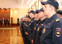 Воронежские полицейские задержали женщину при оборудовании «закладок»