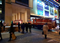 Стала известна причина скопления пожарных машин у «Галереи Чижова» в Воронеже