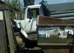 Последствия тарана грузовиком жилого дома сняли в Воронеже