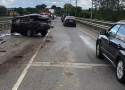 Два человека погибли в массовом ДТП на воронежской трассе