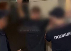 А пистолет игрушечный: мужчину, напугавшего прохожих, задержали в центре Воронежа