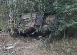 66-летний мужчина погиб в перевернувшейся иномарке на трассе в Воронежской области