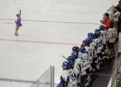 В Воронеже Алексей Гордеев любовался юной фигуристкой Дарьей Агеевой