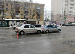 Воронежец на Renault отомстил ДПС за всех водителей города