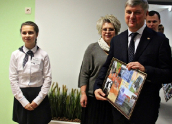 Воронежские золотые медалисты получат по 1 миллиону, если губернатор Гусев успеет 