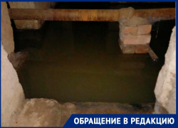 Вонь ужасная: воронежцы пожаловались на затопленный канализацией подвал 