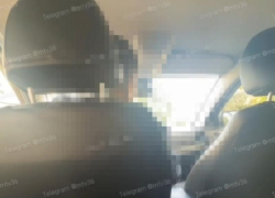 Таксист обложил пассажирок матом и попал на видео в Воронеже