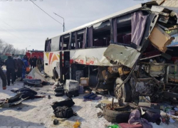 Пострадавший в аварии с автобусом на воронежской трассе скончался в больнице