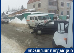 Противоречивое ДТП  с машиной газовой службы сняли под Воронежем