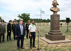 Бюст великого флотоводца и святого Федора Ушакова торжественно открыли в Воронеже