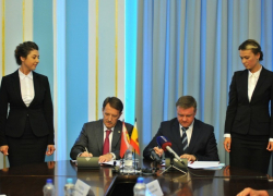 Алексей Гордеев официально «подружил» Воронежскую область с рязанской землей