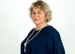 Спасшую сотни жизней Наталью Костину поздравил с юбилеем мэр Воронежа