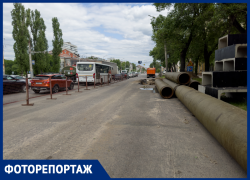 Причину ежедневных пробок на левом берегу Воронежа показали на фото 