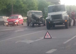 Раритетный автомобиль жестко разбили в Воронеже 