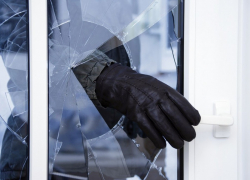 17-летний воронежец ограбил магазин детских игрушек