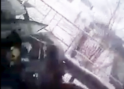 На видео попало, как воронежская маршрутка смяла автомобиль в гармошку
